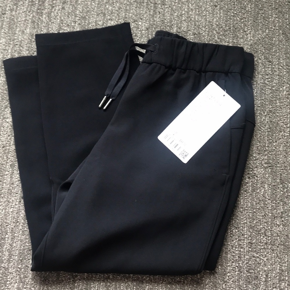 Brand New Lululemon On The Fly Crop *Woven